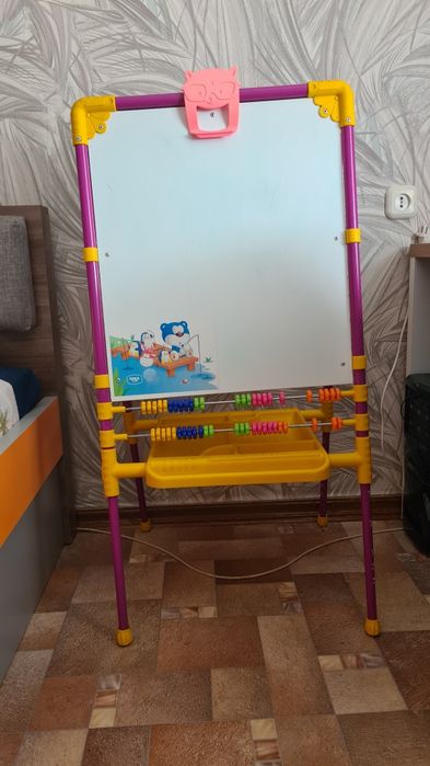 Продаю мольберт Nika kids