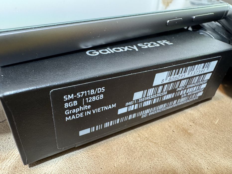 Samsung S23 FE Graphite 128gb full box
