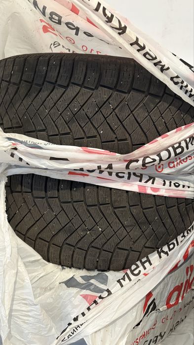 Продам шины pirelli 235/55/18