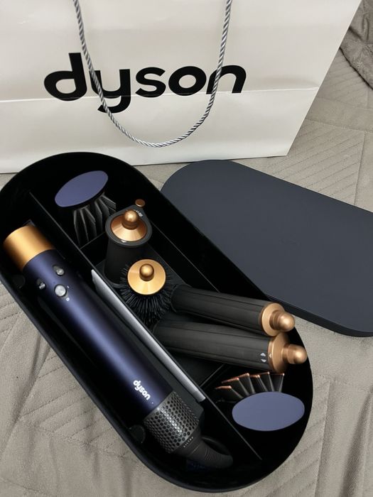 Продам дайсон Dyson ,