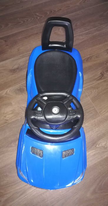 Музикална кола със светлини