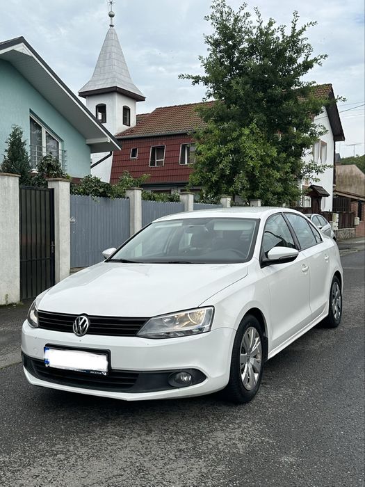 VOLKSWAGEN Jetta 2011 — imagine 3