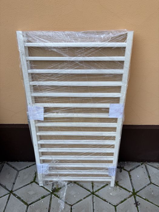 Patut copii din lemn Hubners Dominic 120x60 alb cu sertar + protectii