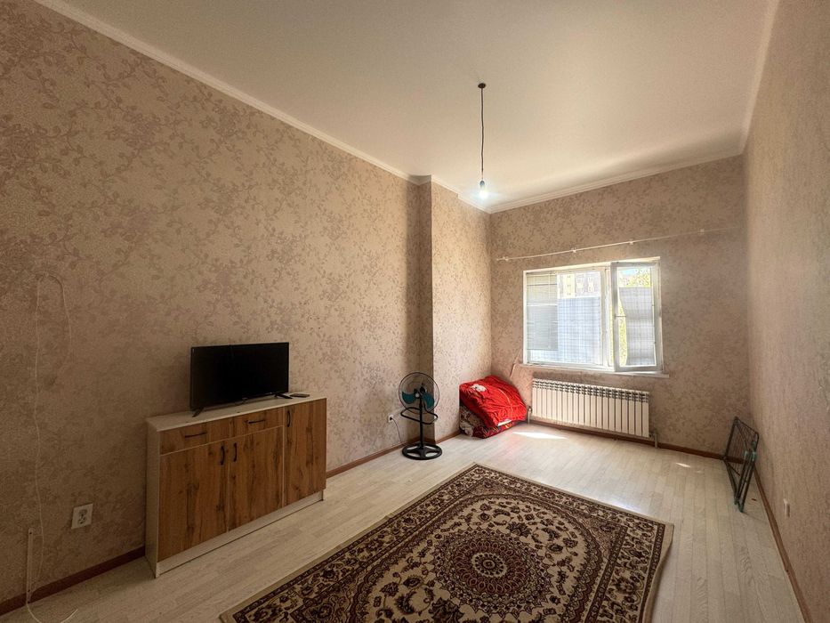 2-комнатная квартира мкр.Туран-2, 1-этаж, потолки 3,2 м, 62 м2