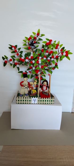 Ръчно изработени сувенири за Баба Марта.