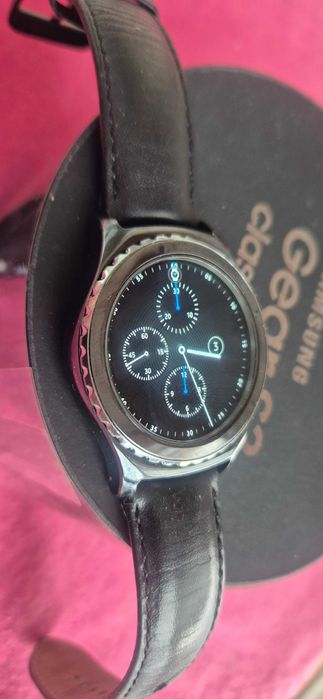 Samsung Gear S2 - смарт часовник