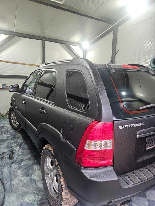 Servicii de vopsire si tinichigerie auto