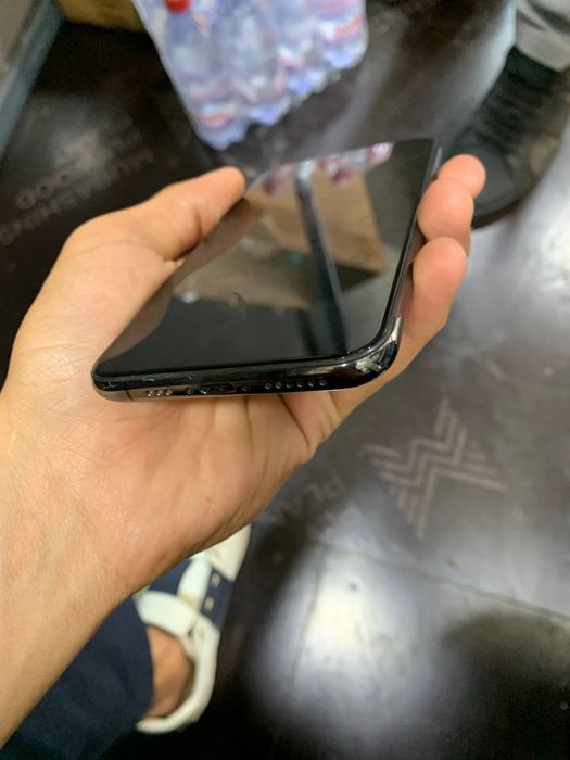 Iphone xs  blck