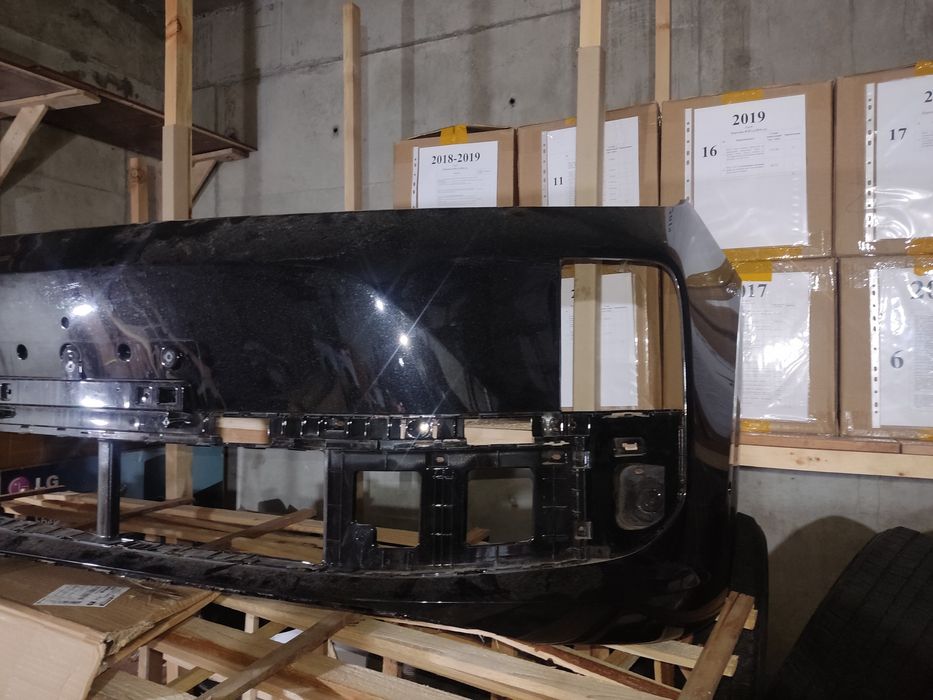 Передний бампер Li 6