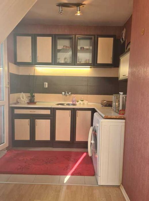 Дава се под наем Двустаен апартамент в Бургас, Лазур - 62 кв.м за 200 € - Снимка #2