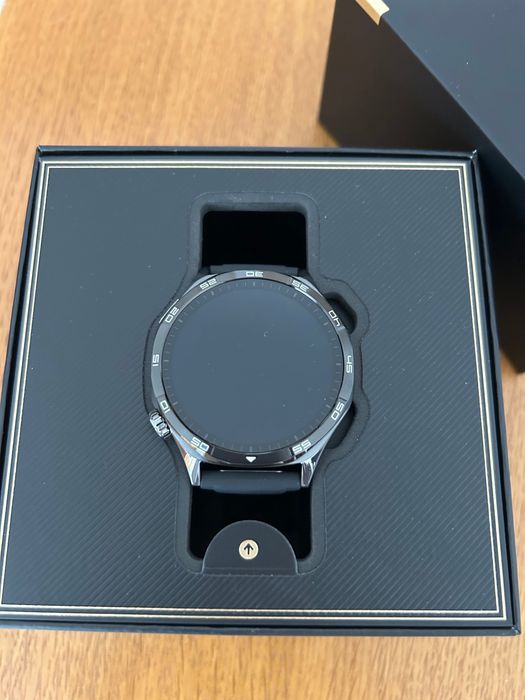 Смарт часовник HUAWEI WATCH GT 5