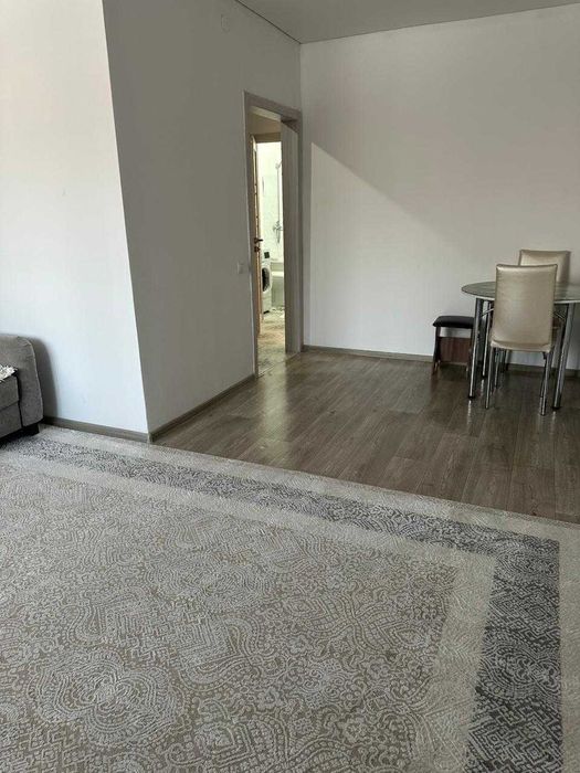 Продам 1 комнатную квартиру. Район 20 мкрн.