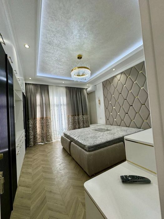 Продаю Новый Евролюкс Квартира 3/7/10 Ж.кМилано Яккасарай Глинка 101м2