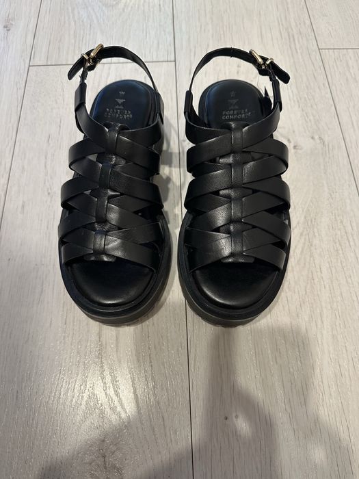 Sandale Next de piele noi