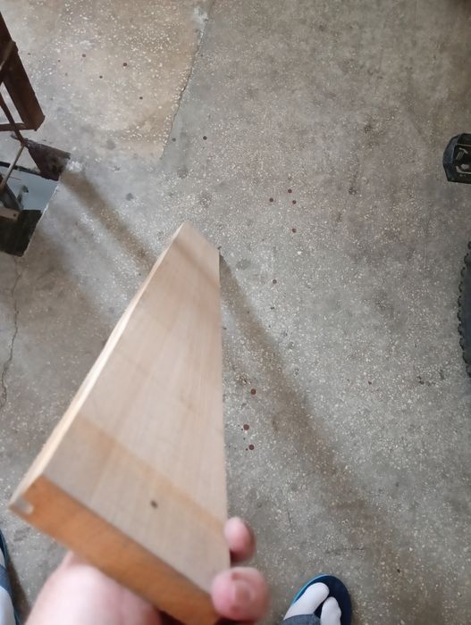 Parchet masiv de esență tare, fag