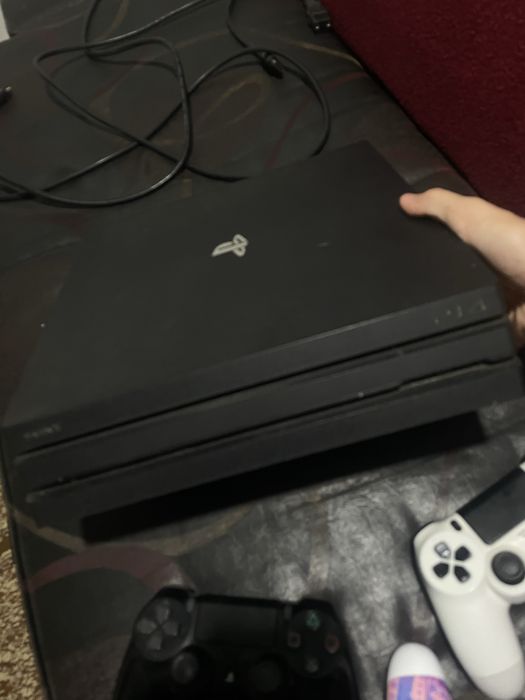 Ps4pro kafolati bilan  inshaalloh gozal holatd