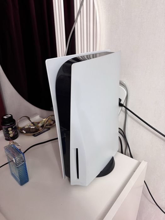 PS5 1tb +1ssd 10 дисков