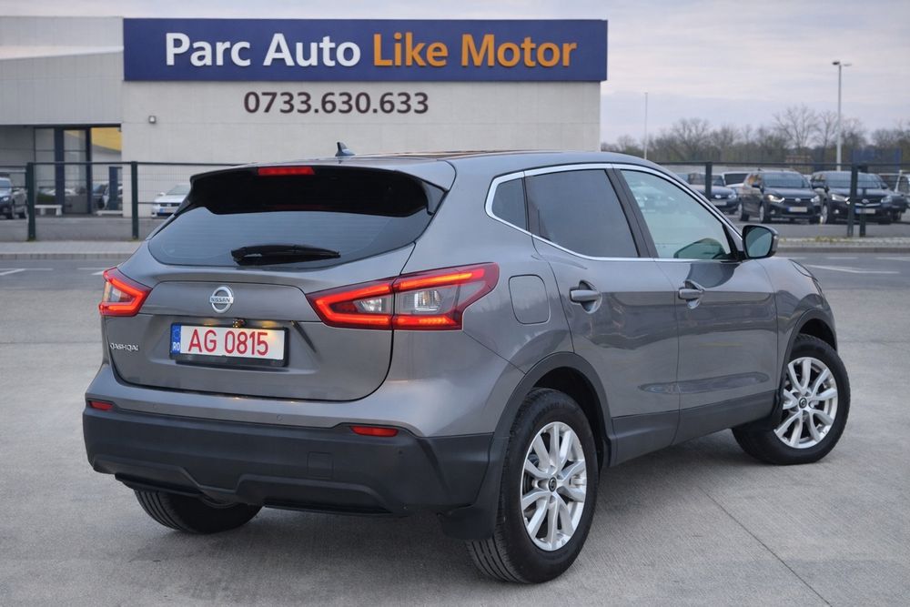 Nissan Qashqai 4x4 buton / Carte R.A.R/ Garanție / Finanțare/ Buy-Back
