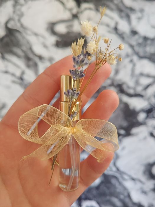 Подаръци за гости - Ръчно изработени мини парфюмчета