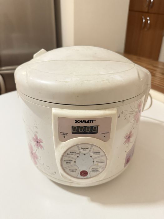 Мультиварка scarlett белая