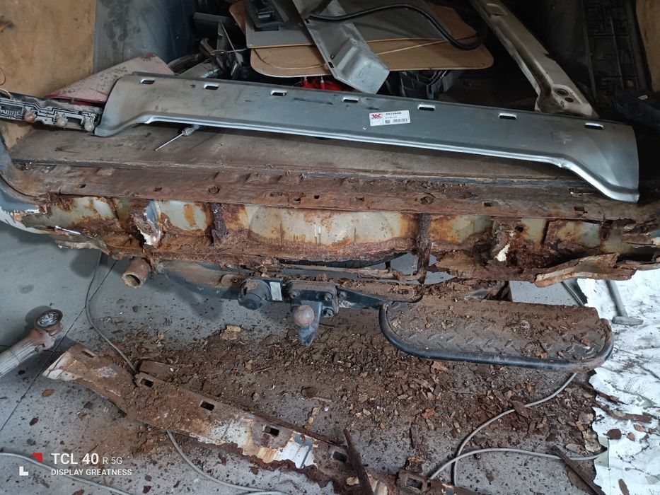 теникиджийски услуги