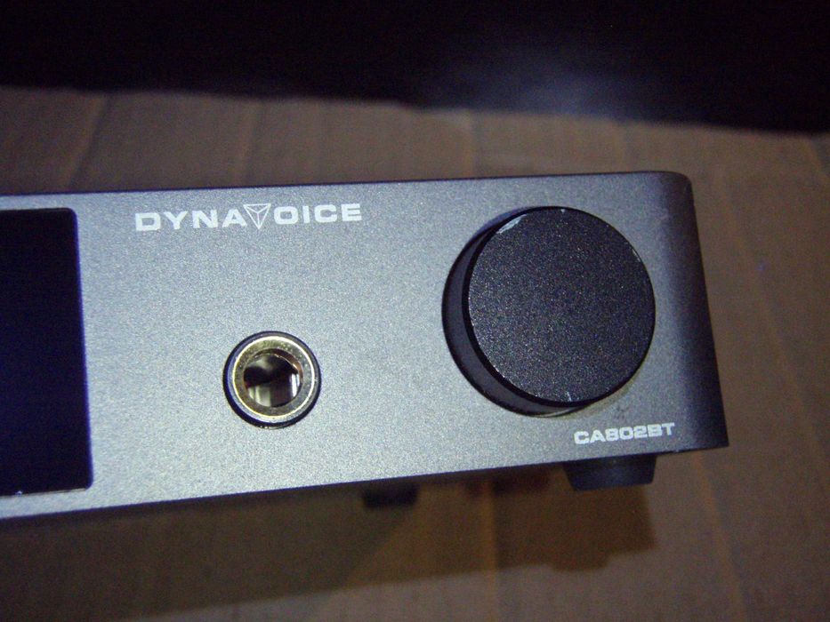 Amplificator compact cu bluetooth Dynavoice Challenger CA802BT