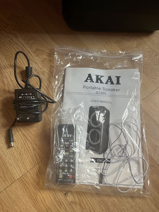 Boxa portabilă AKAI DJ-880