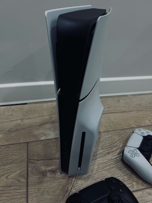 Плейсштейшн 5 слим