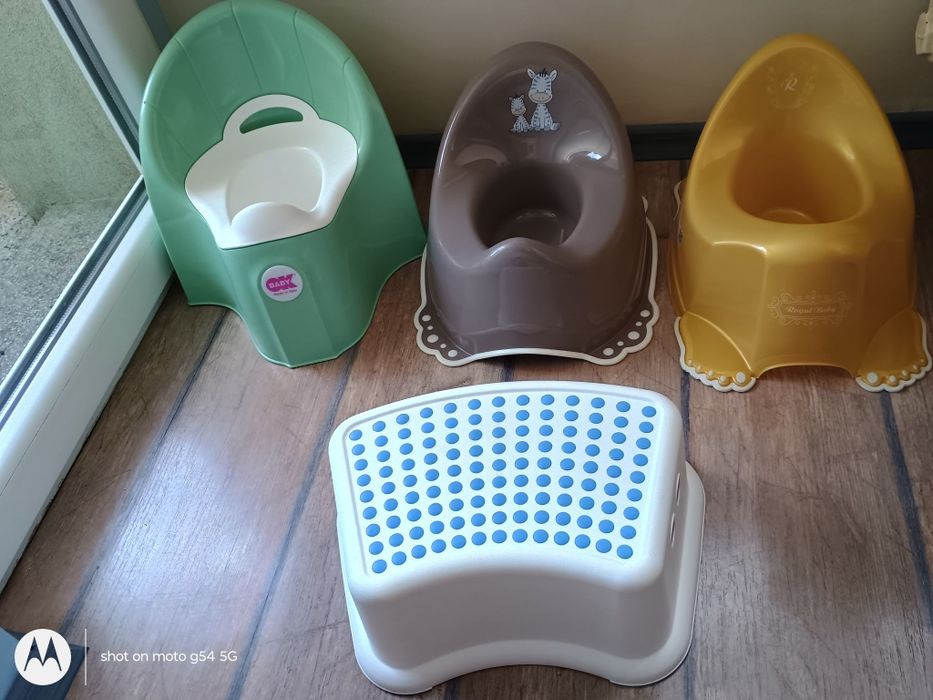 Детски анатомични  различни гърнета, 3 броя, помощно стъпало