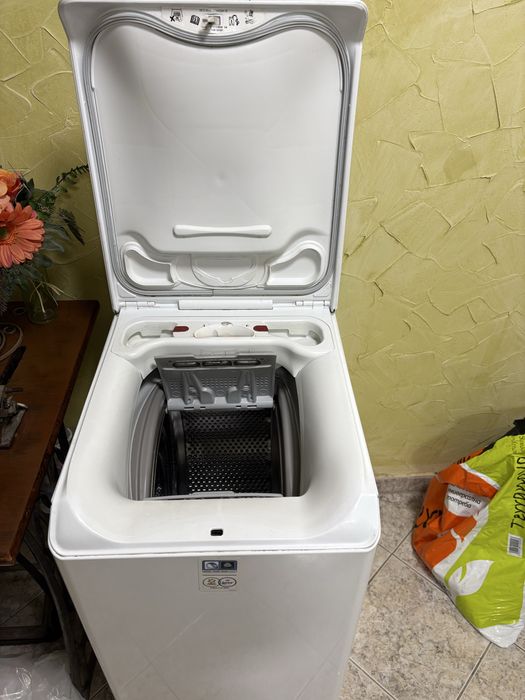 Пералня АЕG LTR6G261E