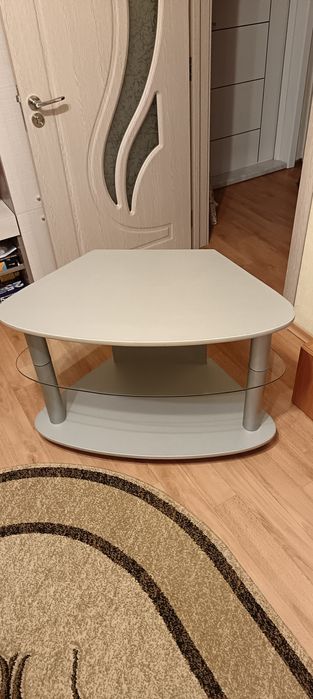 Тв маса Телевизионна маса