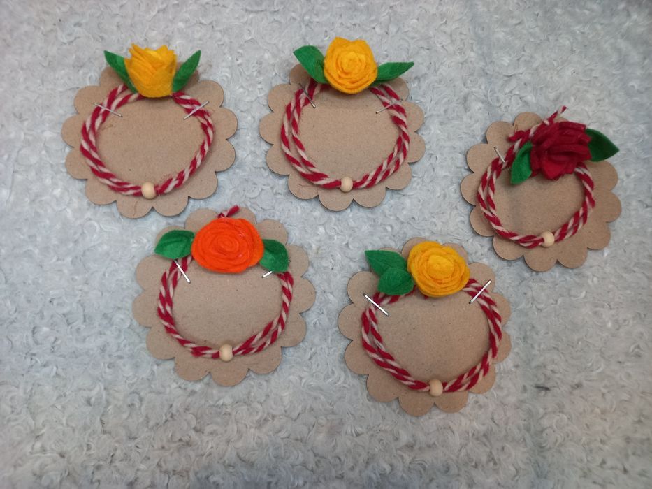 Мартеници от вълна 50 цента