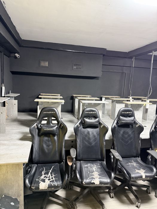 Кресла компьтерные Dxracer