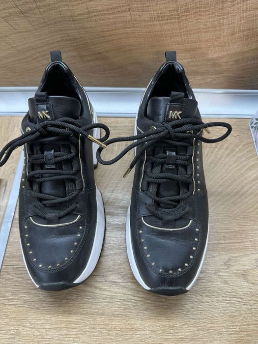 Оригинални маратонки МК