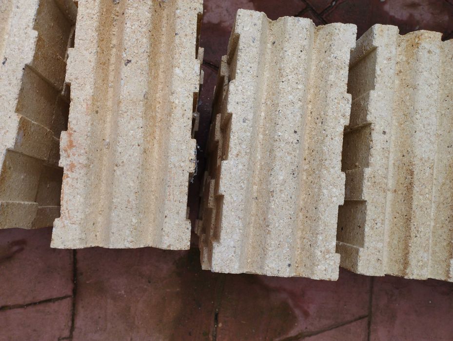 Огнеупорни тухли