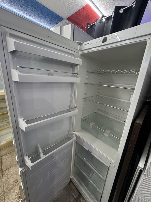 Хладилник с фризер Liebherr