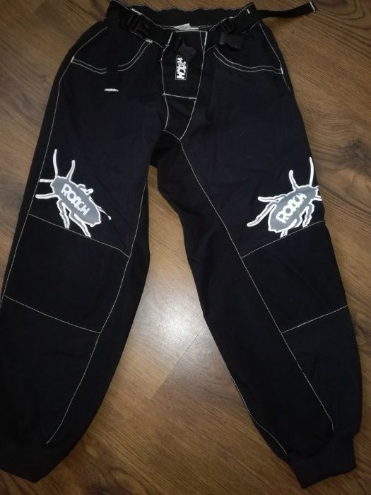 Детски спортни дрехи.