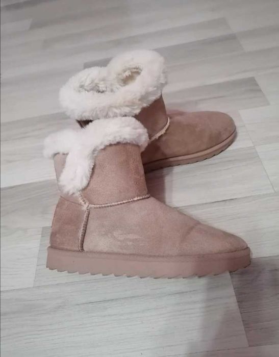Cizme cu blană maro/camel