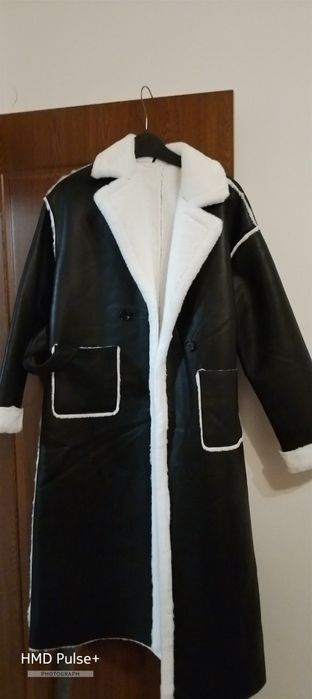 Дамско черно палто