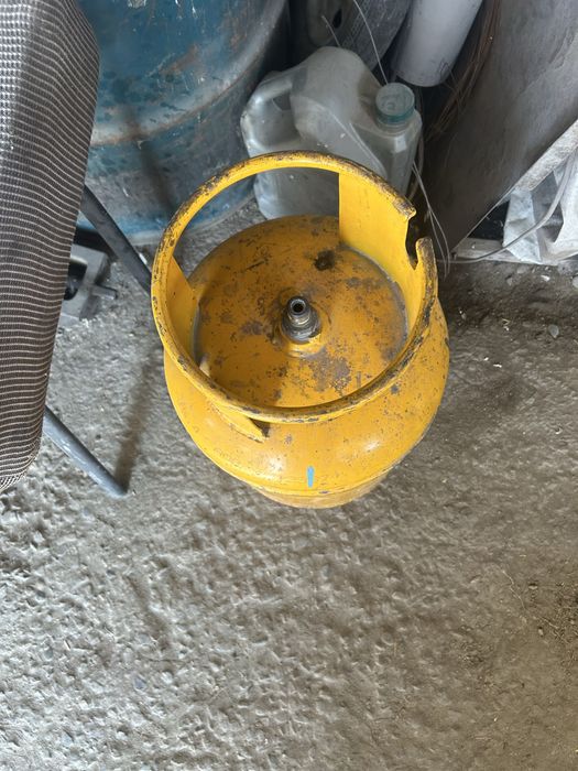 Газ балоны почти новый