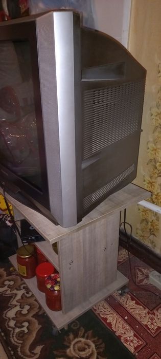 Продам цветной телевизор Panasonic