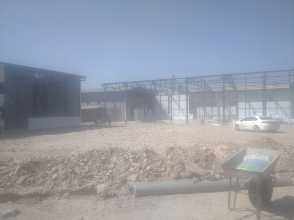 Производственные цеха, склады, обшитые сендвич панелями под ключ.