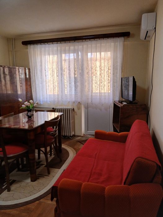Apartament de închiriat zona bou rosu Calea romanilor etaj 3/4 — fotografia 3