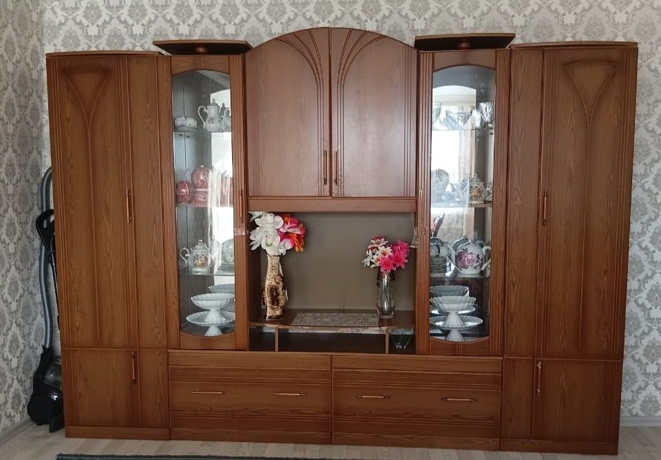 Стенка в гостиную