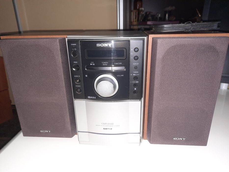 Vând combina sony cu mp3
