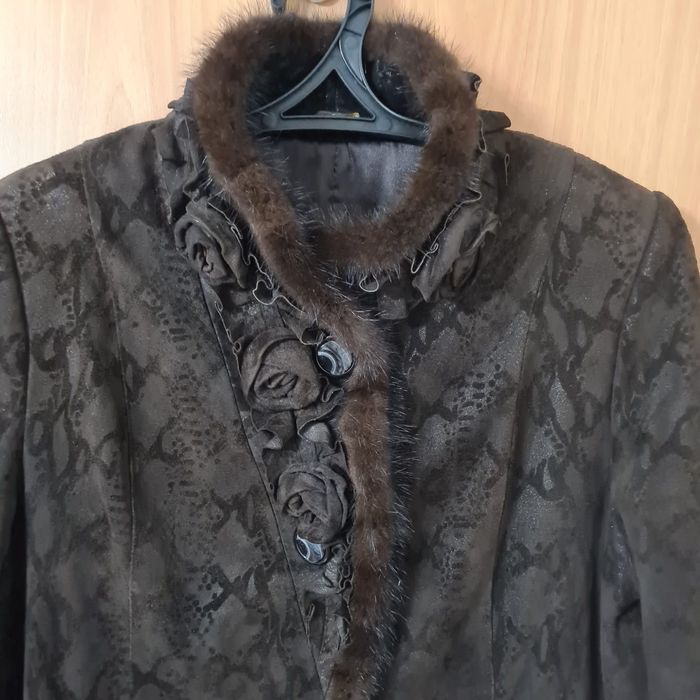 Плащ замшевый б/у. Размер 52