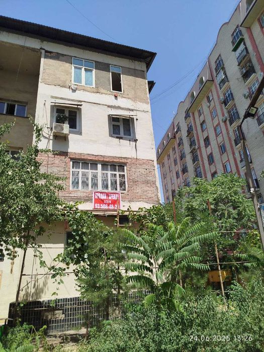 1/2/4 возле метро Технопарк и Дустлик