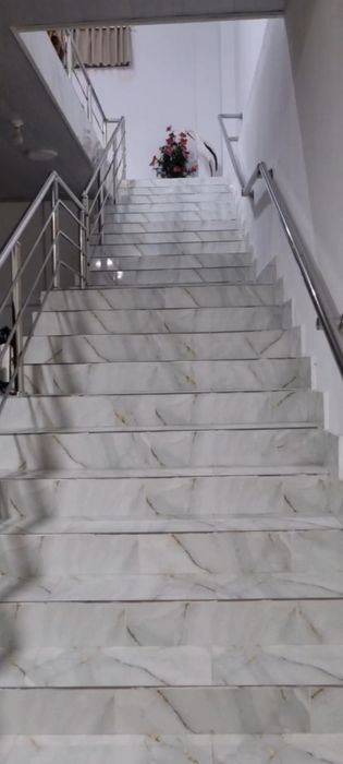 1 chi va 2 chi Etajlik joy ijaraga beriladi kadastirni ruparasi