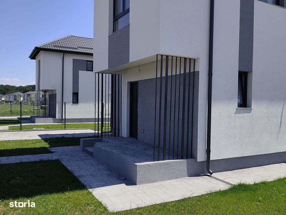 Fara Comisioane Super Locatie Casa 4 Camere 3 Bai 2 Placi La Cheie