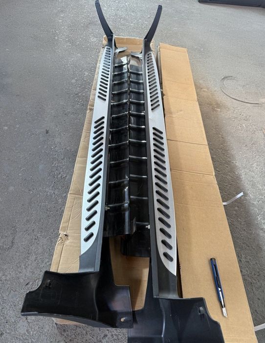 Tracker 1 parog zina